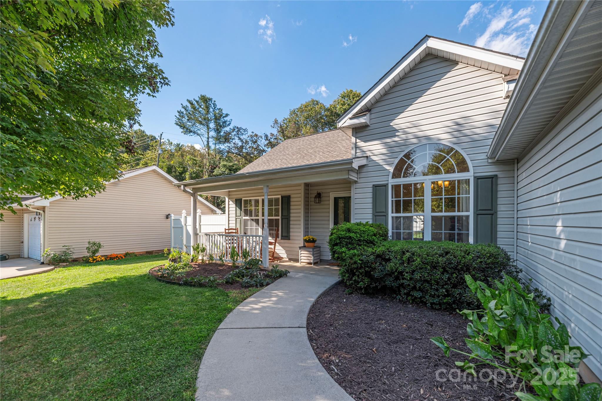20 Ridgeland Lane Asheville NC 28805