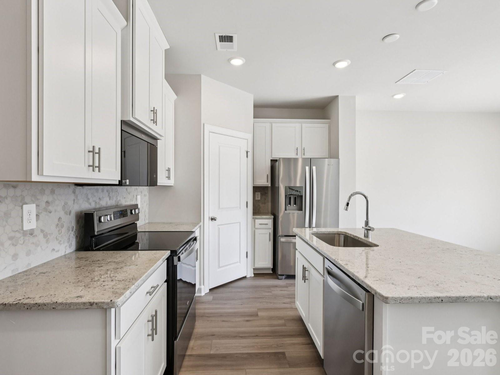 8132 Hidden Springs Trail Charlotte NC 28216