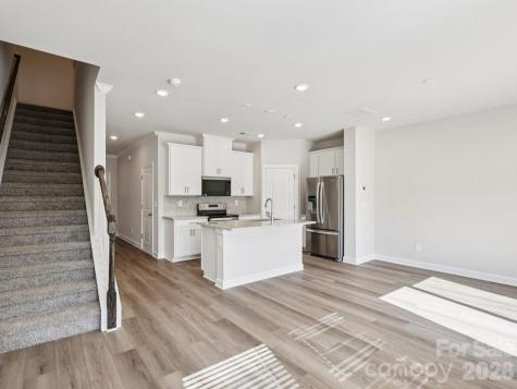 8132 Hidden Springs Trail Charlotte NC 28216