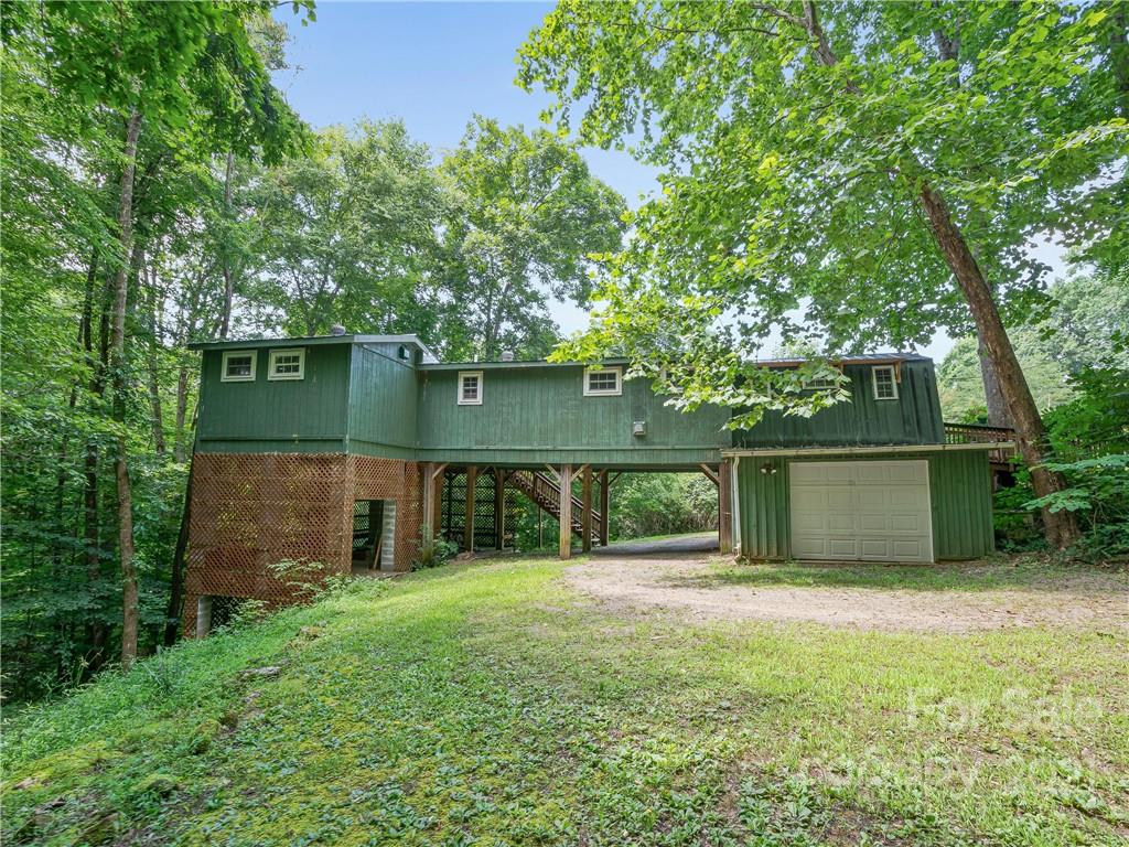 437 Nuthatch Lane Franklin NC 28734