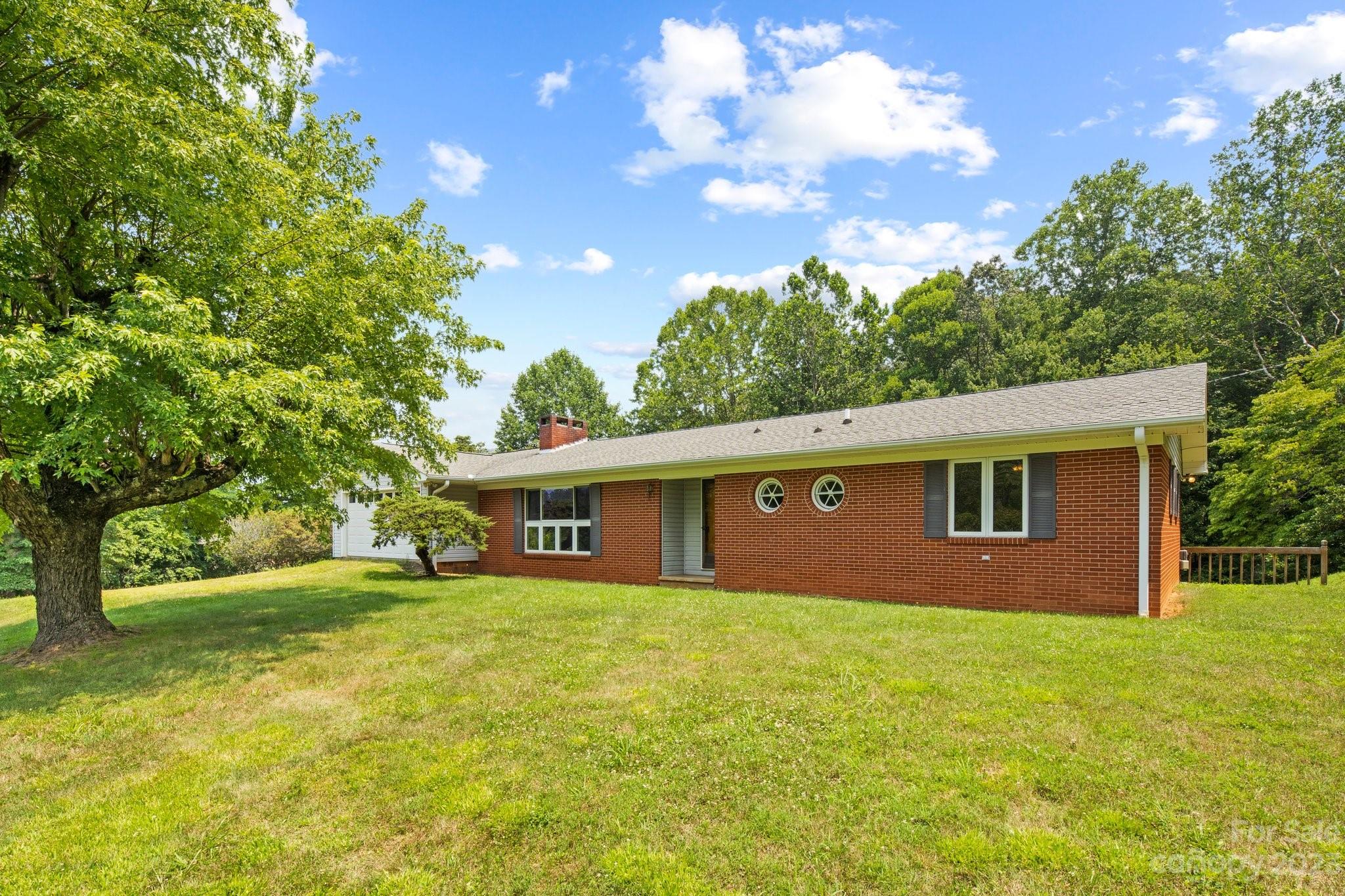 260 Davidson Road Swannanoa NC 28778