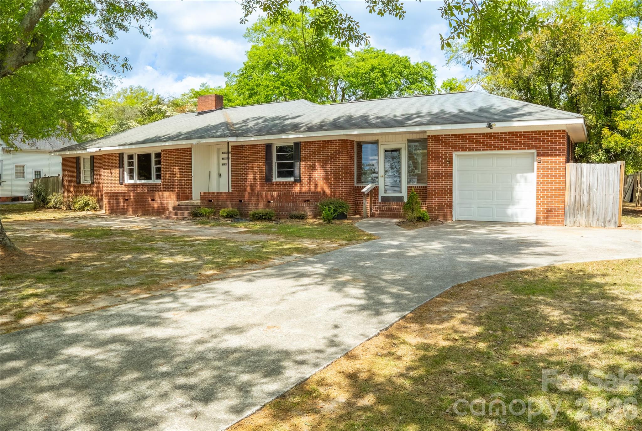 211 E Richland Street Kershaw SC 29067