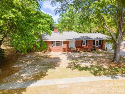 211 E Richland Street Kershaw SC 29067