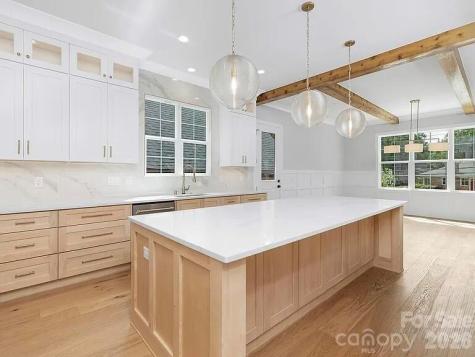 4339 Castlewood Road Charlotte NC 28209