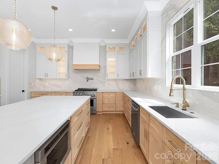 4339 Castlewood Road Charlotte NC 28209