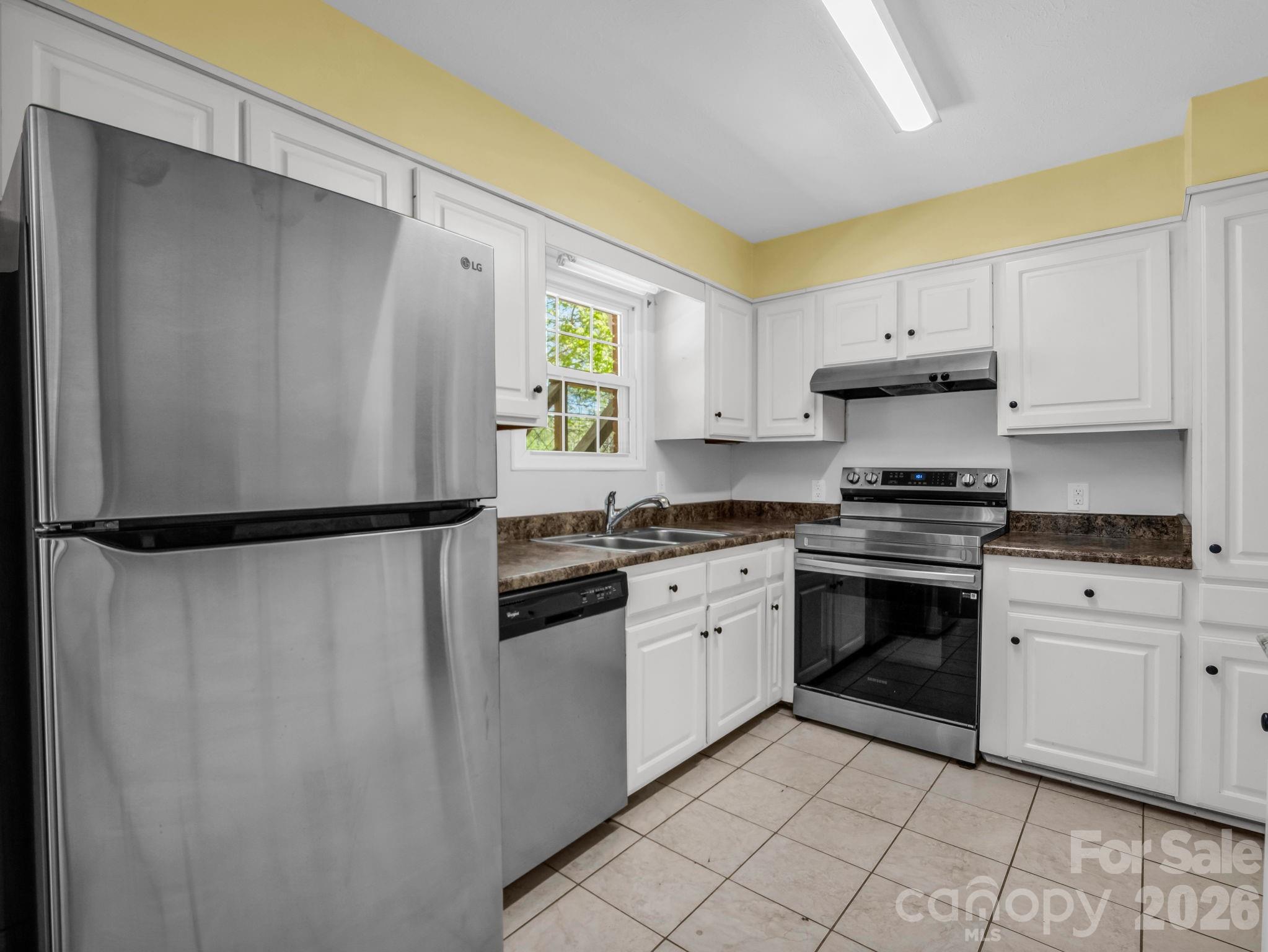 31 Firefly Lane Saluda NC 28773