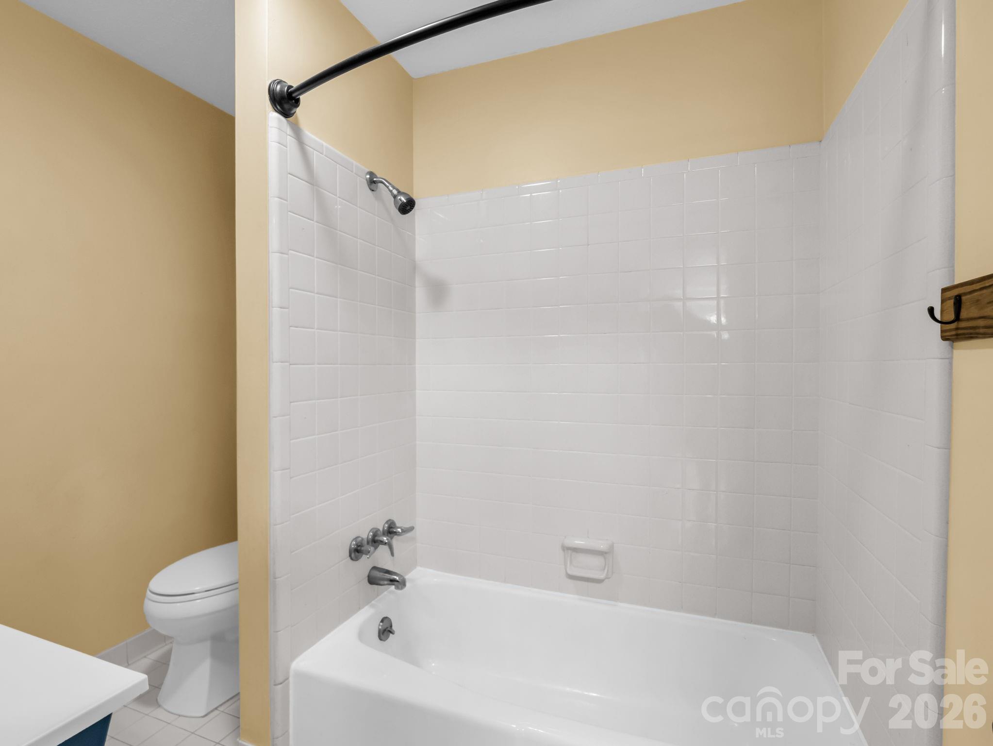 31 Firefly Lane Saluda NC 28773