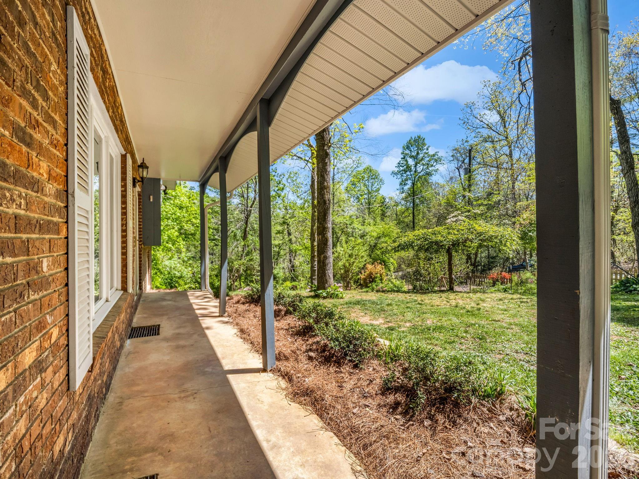 31 Firefly Lane Saluda NC 28773