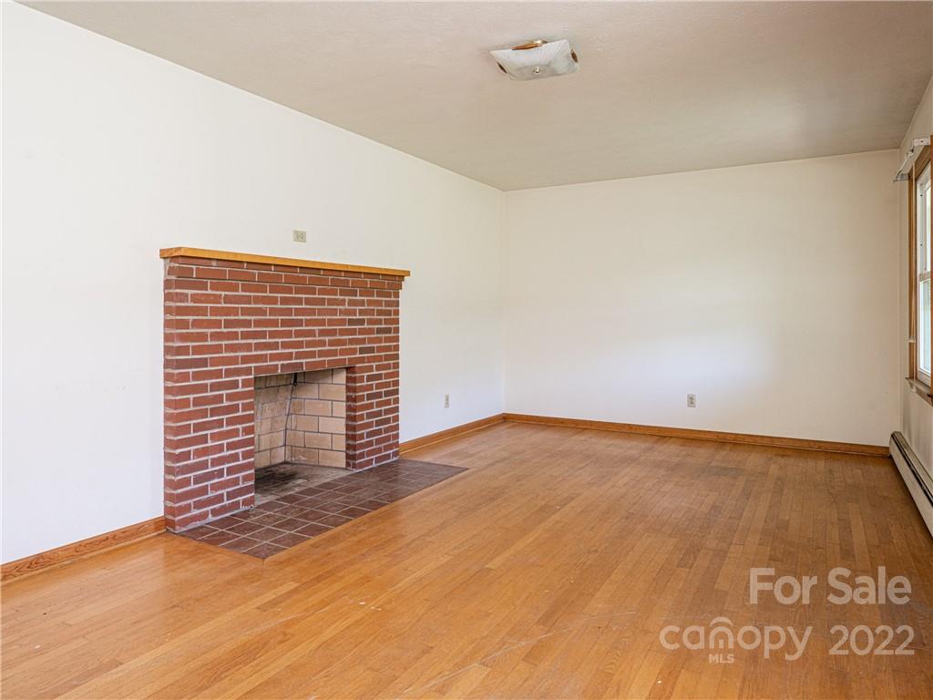 99999 Merrills Cove Road Asheville NC 28803