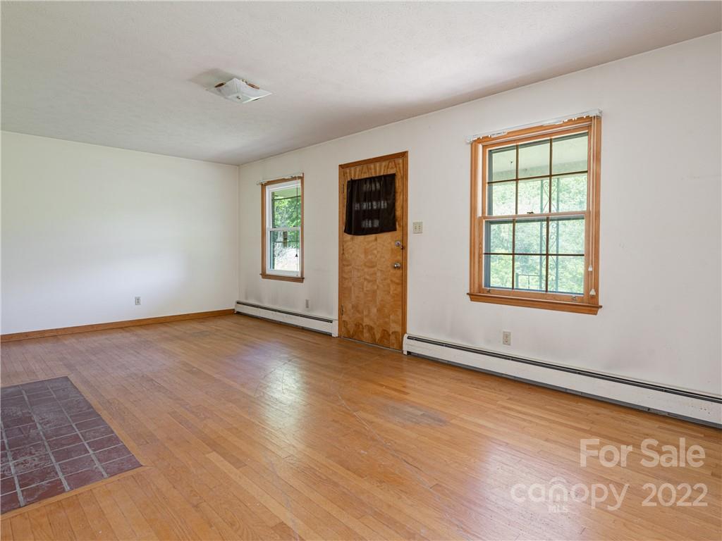 99999 Merrills Cove Road Asheville NC 28803