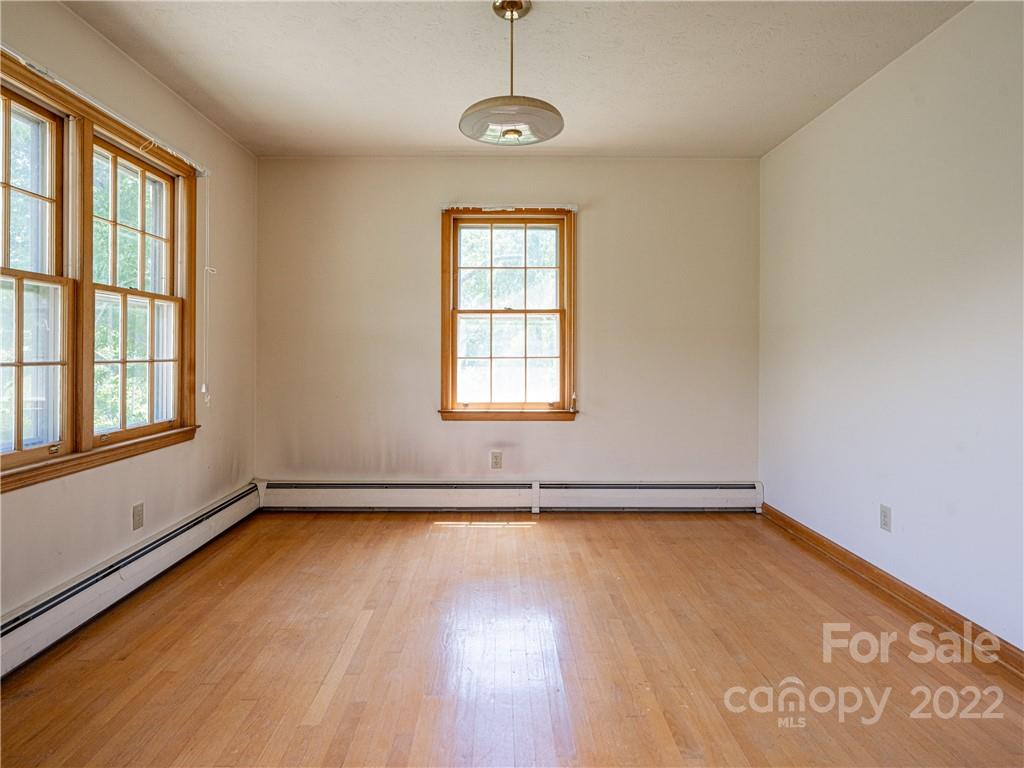 99999 Merrills Cove Road Asheville NC 28803