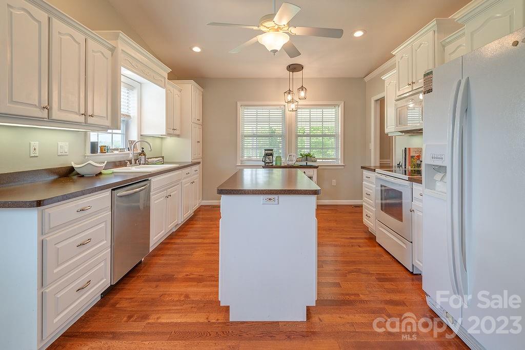 143 Banner Farm Road Mills River NC 28759