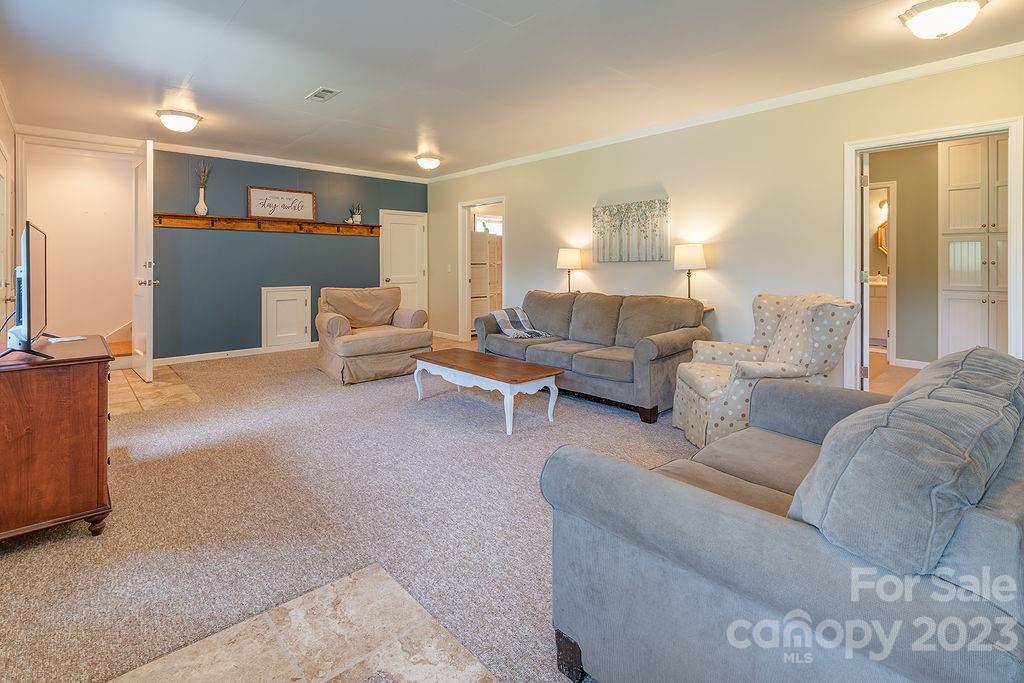 143 Banner Farm Road Mills River NC 28759