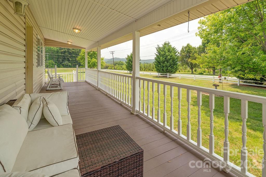 143 Banner Farm Road Mills River NC 28759