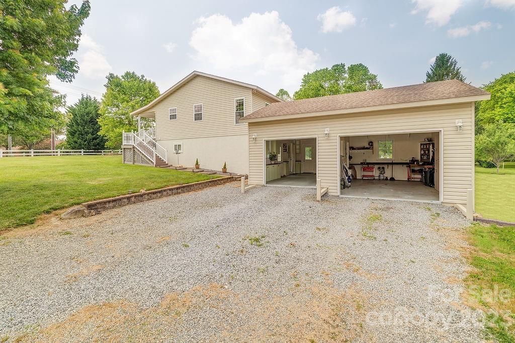 143 Banner Farm Road Mills River NC 28759