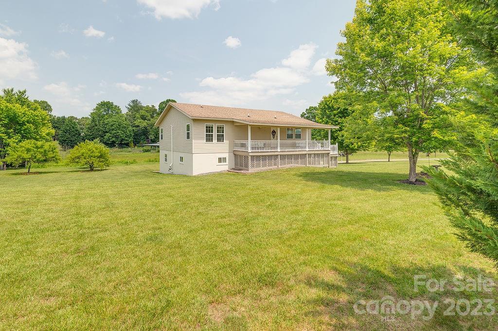 143 Banner Farm Road Mills River NC 28759