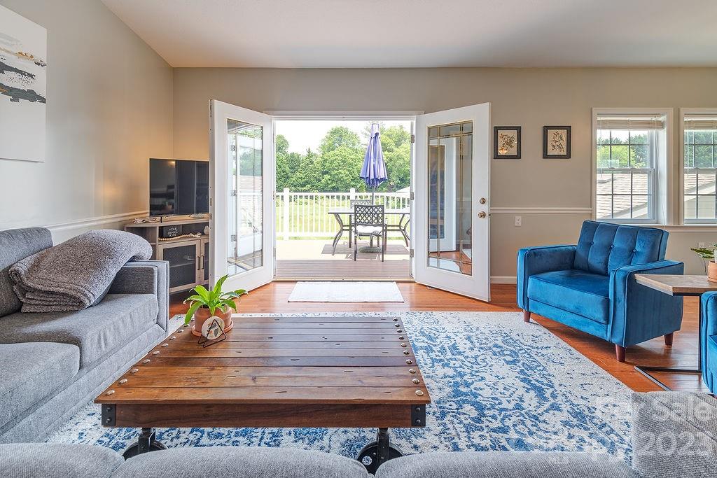 143 Banner Farm Road Mills River NC 28759