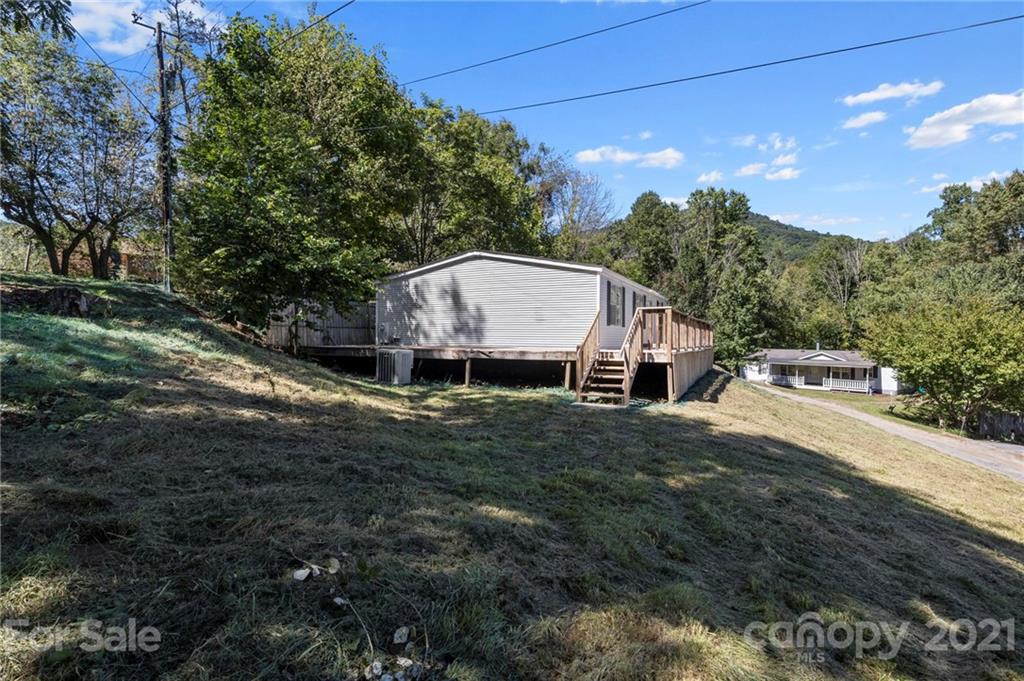 12 Springlawn Way Asheville NC 28805
