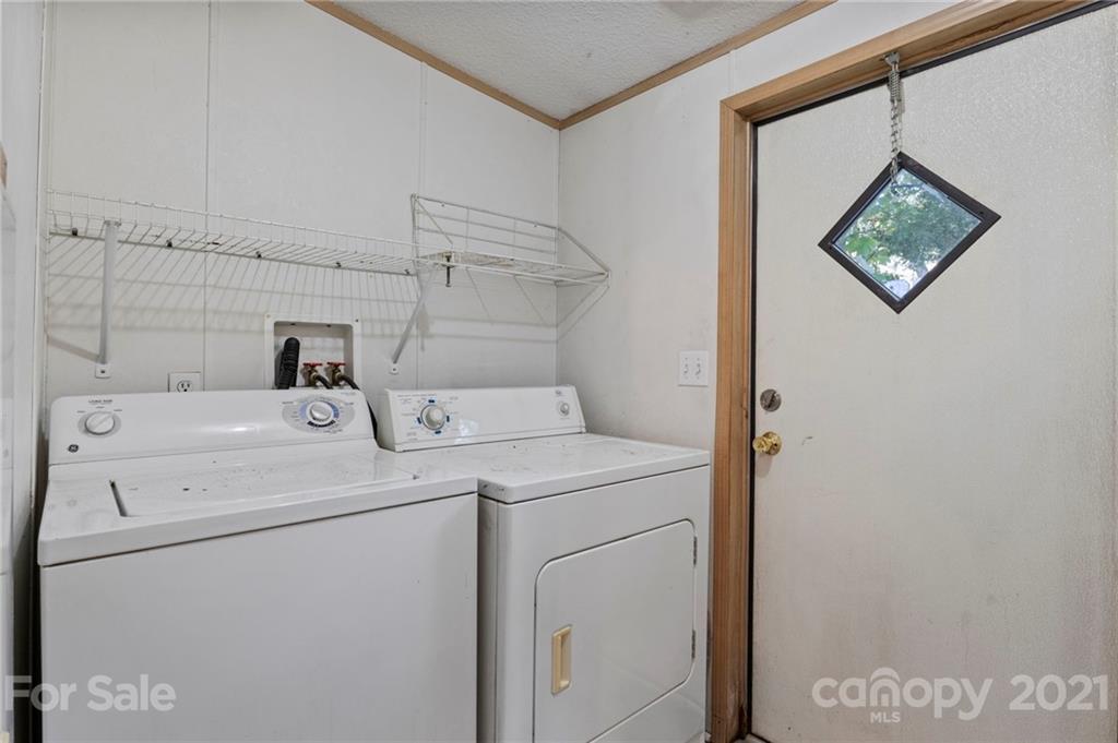 12 Springlawn Way Asheville NC 28805