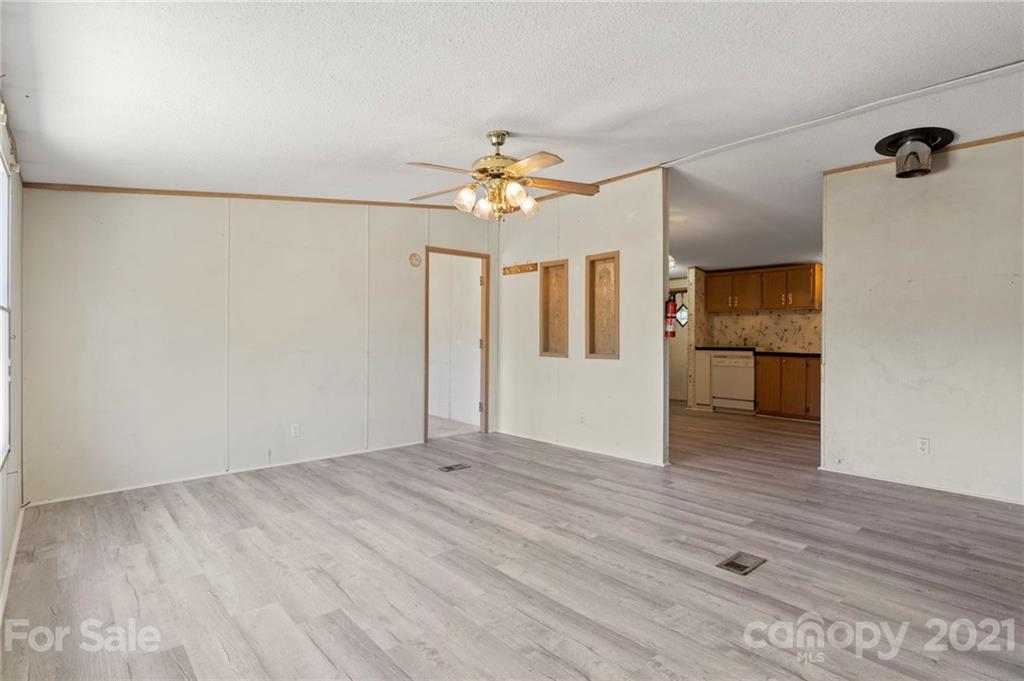 12 Springlawn Way Asheville NC 28805