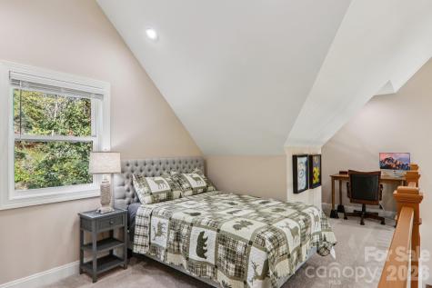 1367 Old Mill Road Hendersonville NC 28792