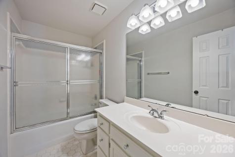 2234 Queensland Drive Charlotte NC 28270