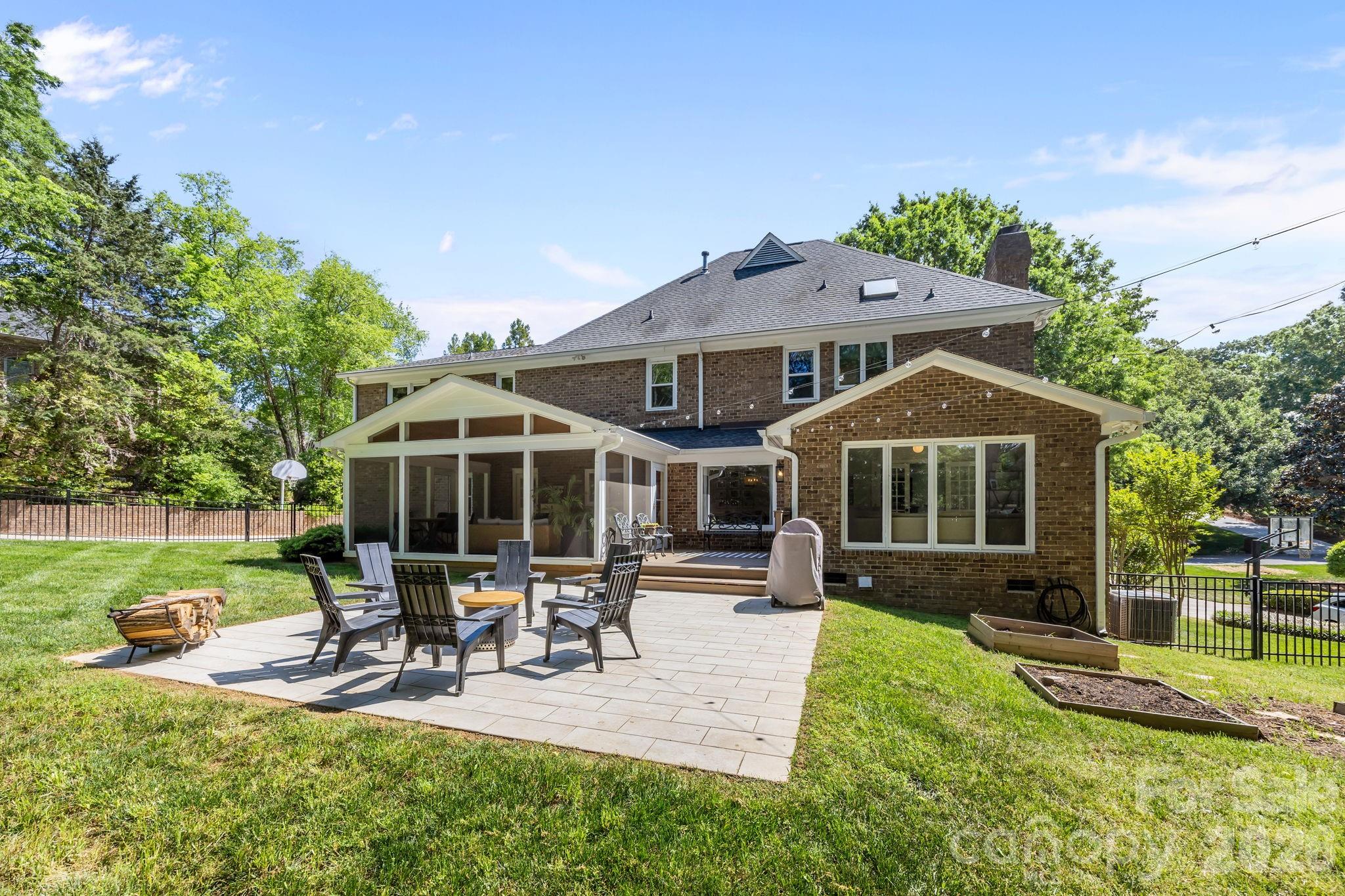 2234 Queensland Drive Charlotte NC 28270