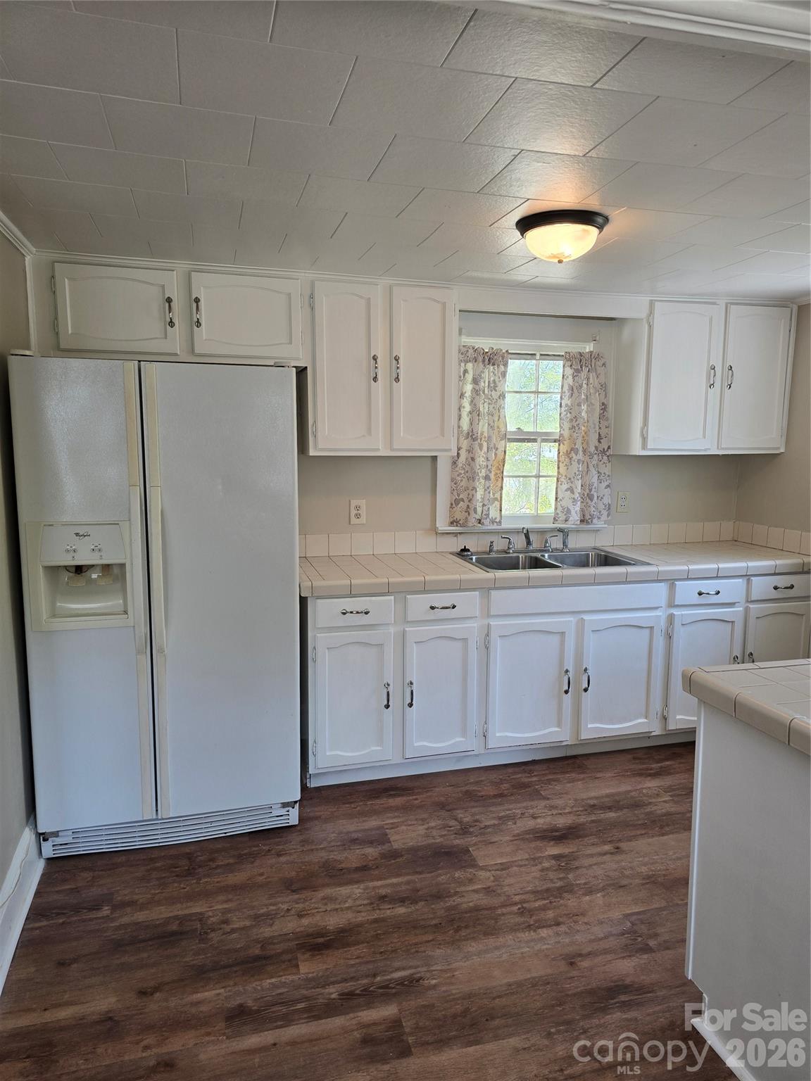 184 Cabarrus Avenue E Concord NC 28025