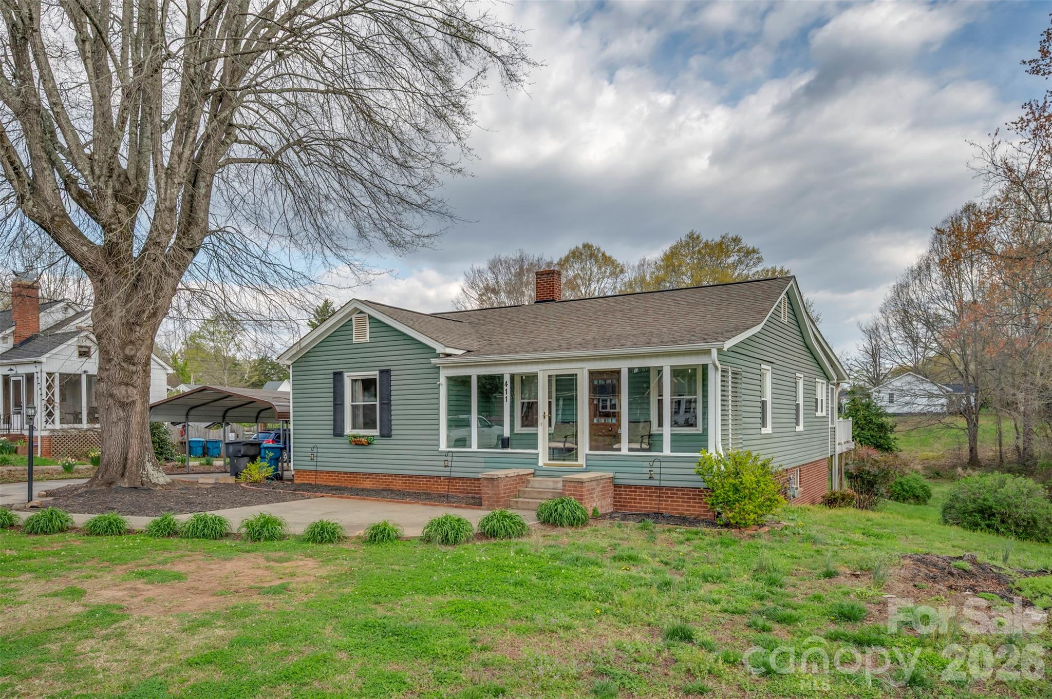 411 Arlington Street Forest City NC 28043