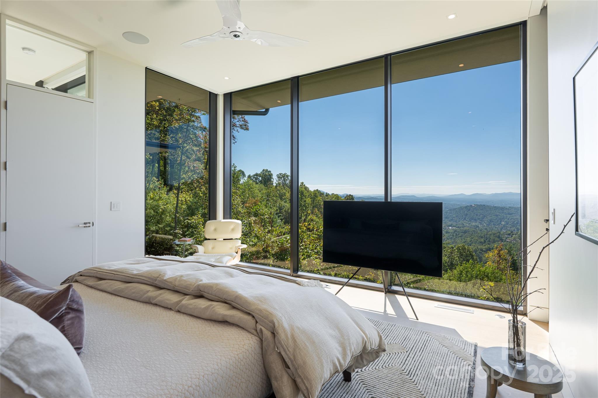 353 Retreat Ridge Way Asheville NC 28804