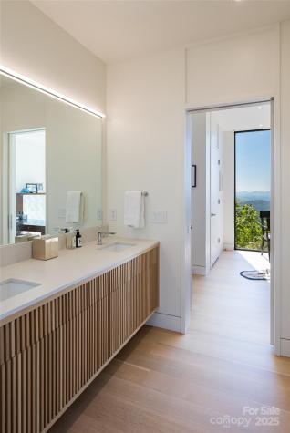 353 Retreat Ridge Way Asheville NC 28804