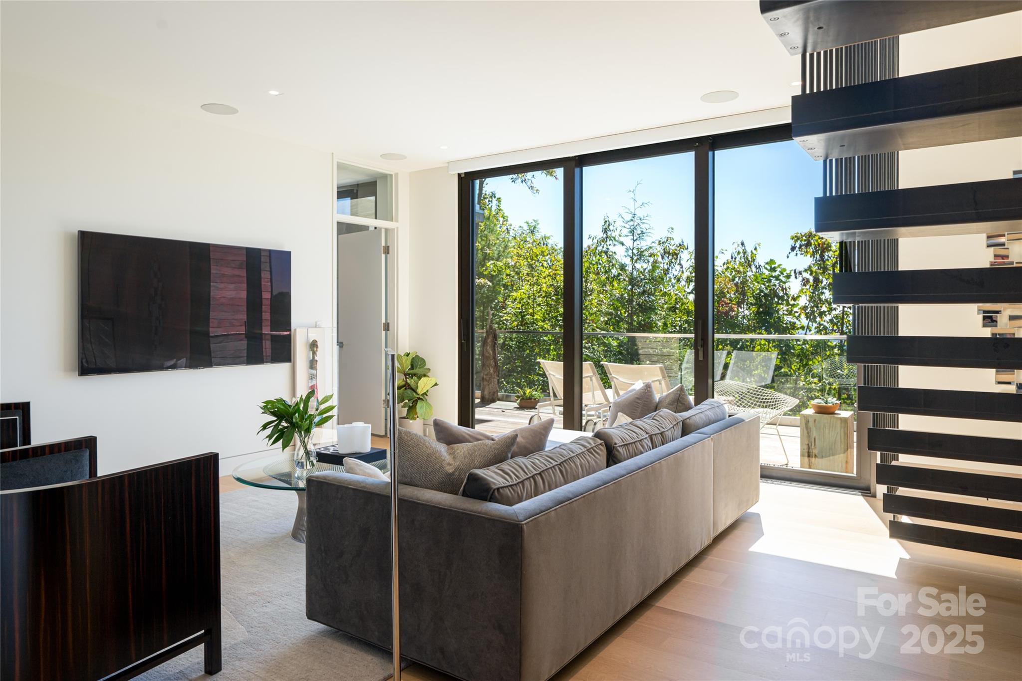 353 Retreat Ridge Way Asheville NC 28804