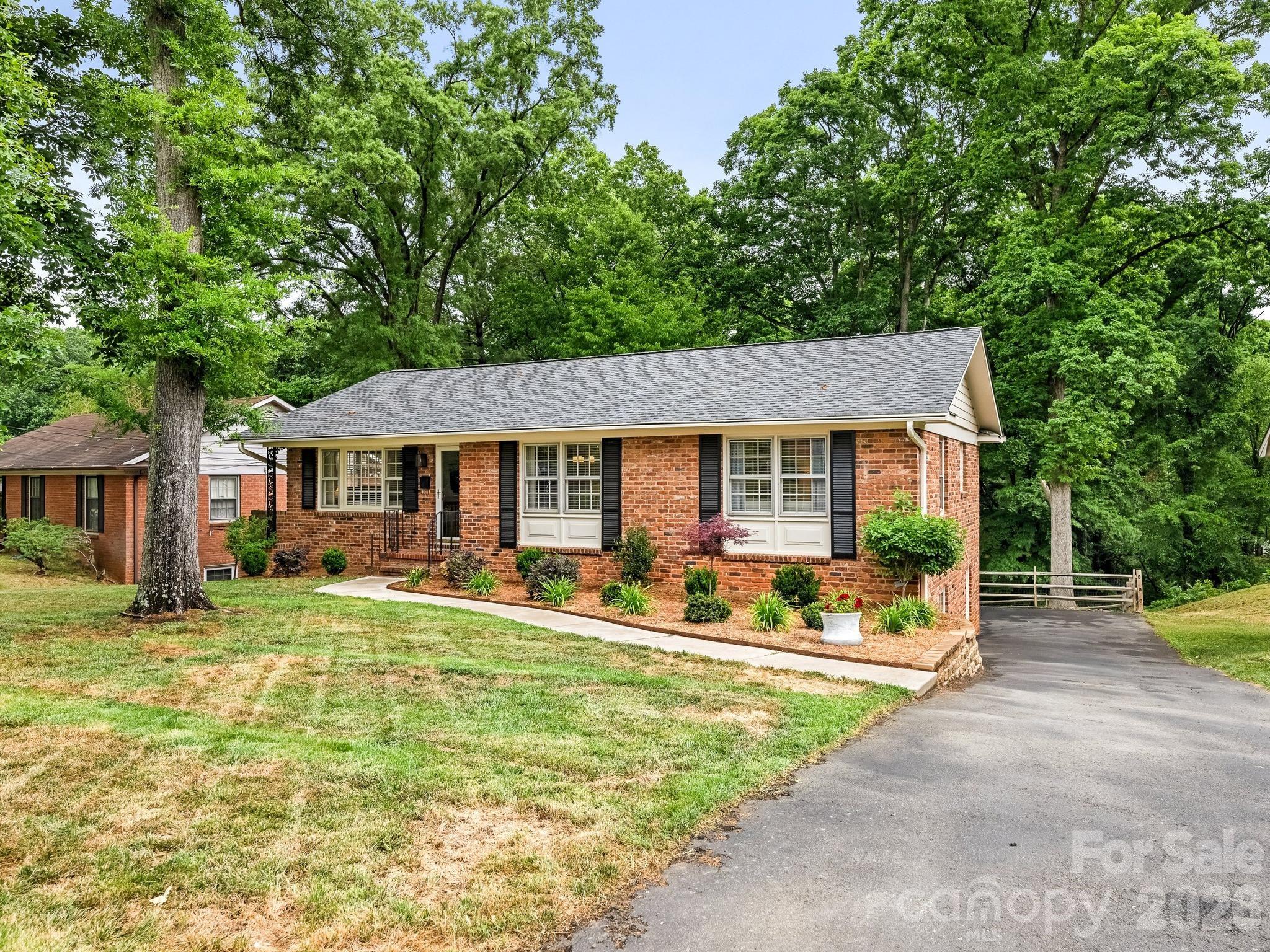 6115 Rosecrest Drive Charlotte NC 28210