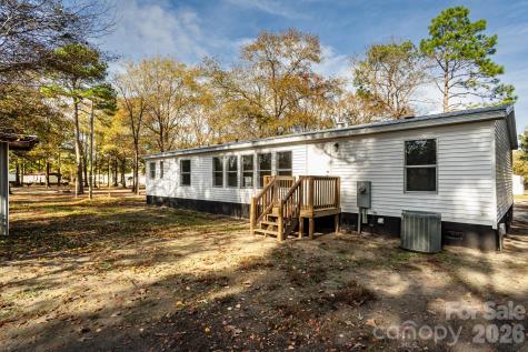 75 Grays Drive Harrells NC 28444