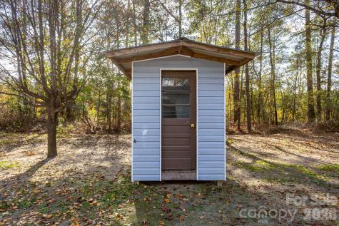 75 Grays Drive Harrells NC 28444