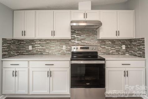75 Grays Drive Harrells NC 28444