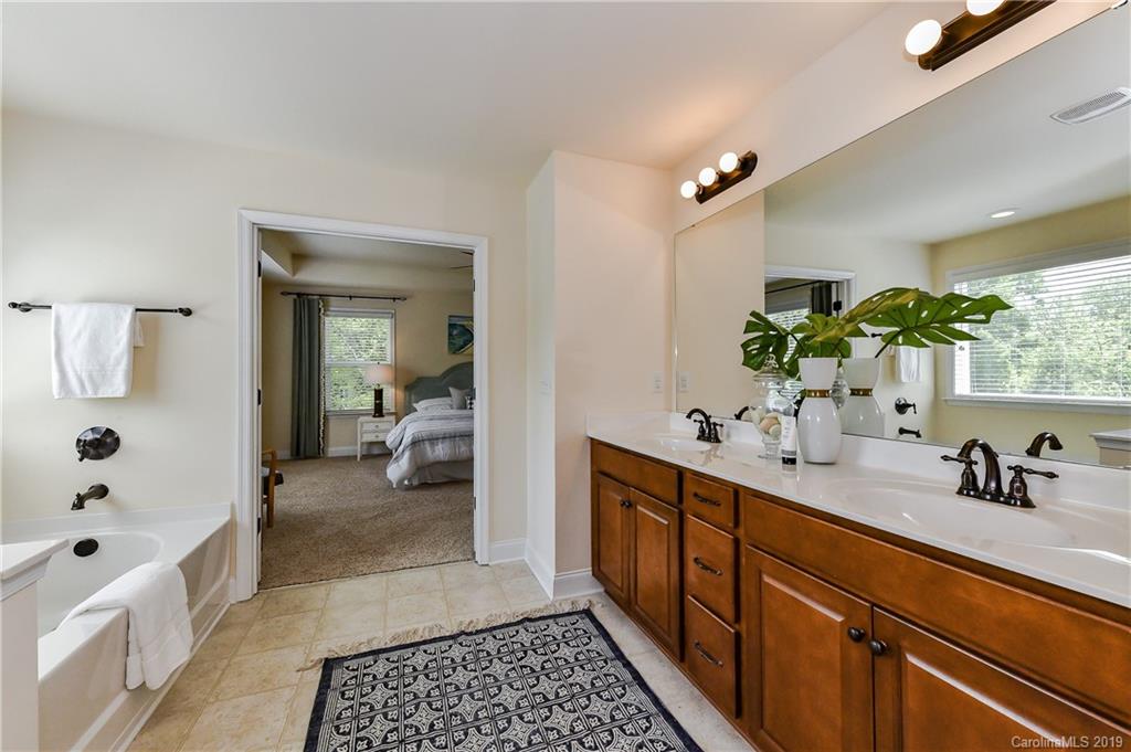 4128 Stacy Boulevard Charlotte NC 28209