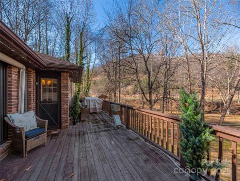 187 Turtle Creek Road Sylva NC 28779