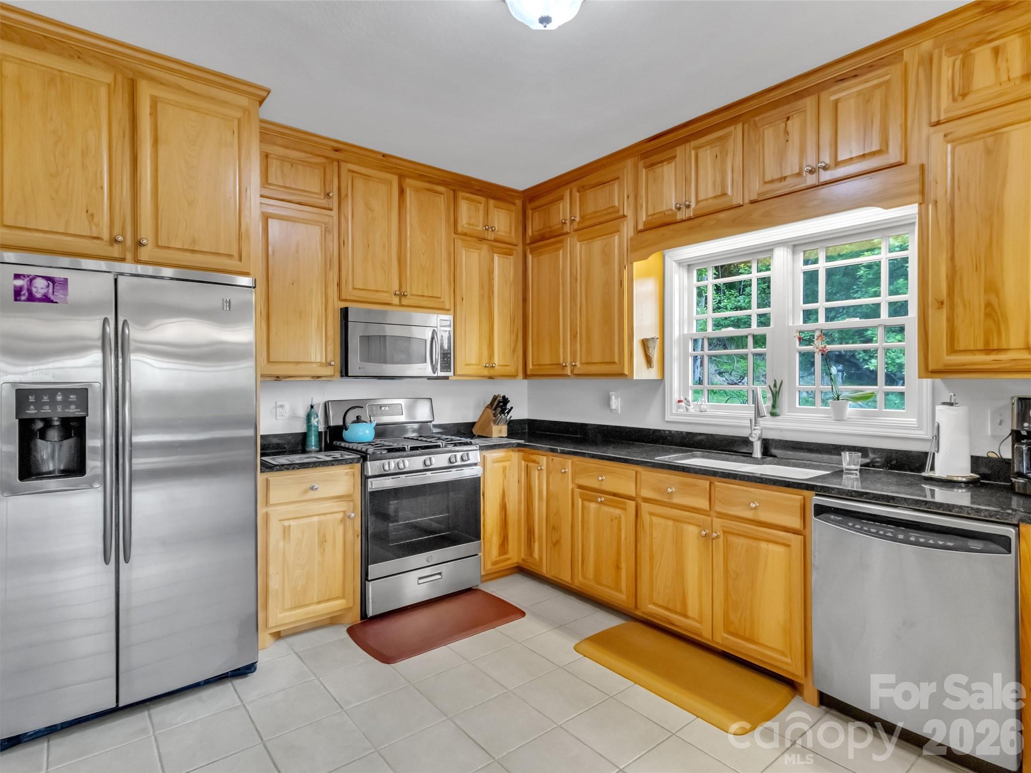1592 Piney Hill Road Burnsville NC 28714