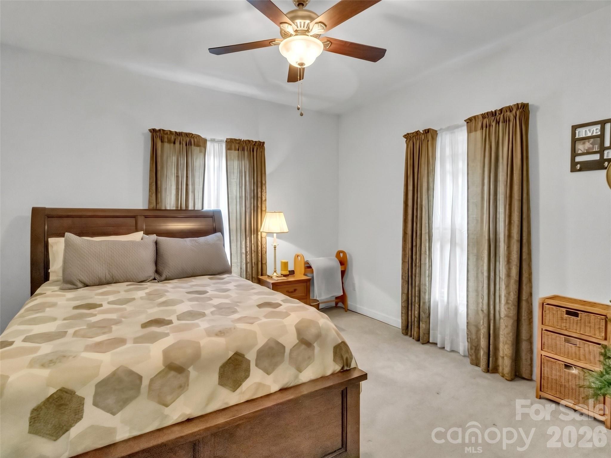 1592 Piney Hill Road Burnsville NC 28714
