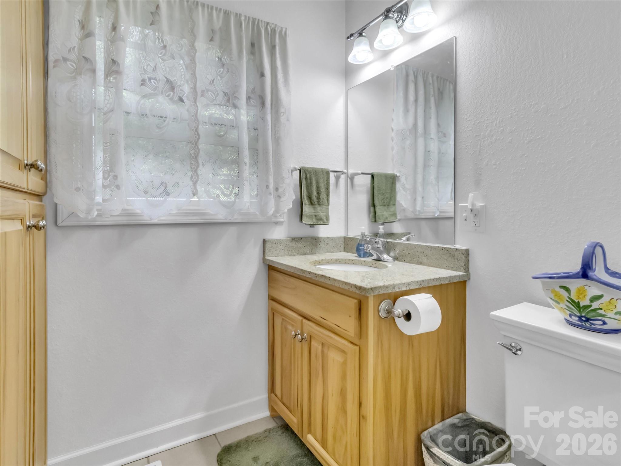 1592 Piney Hill Road Burnsville NC 28714