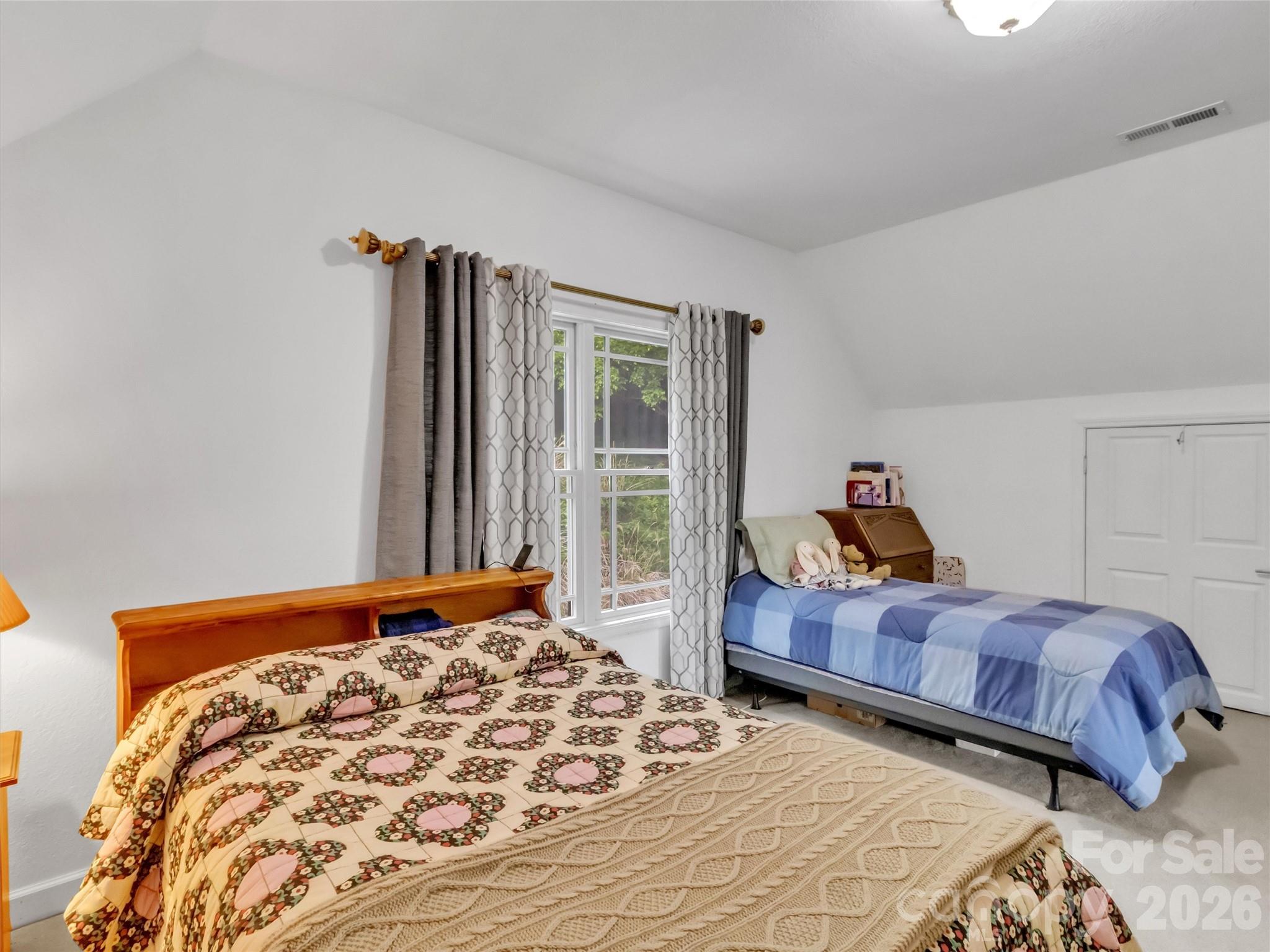 1592 Piney Hill Road Burnsville NC 28714
