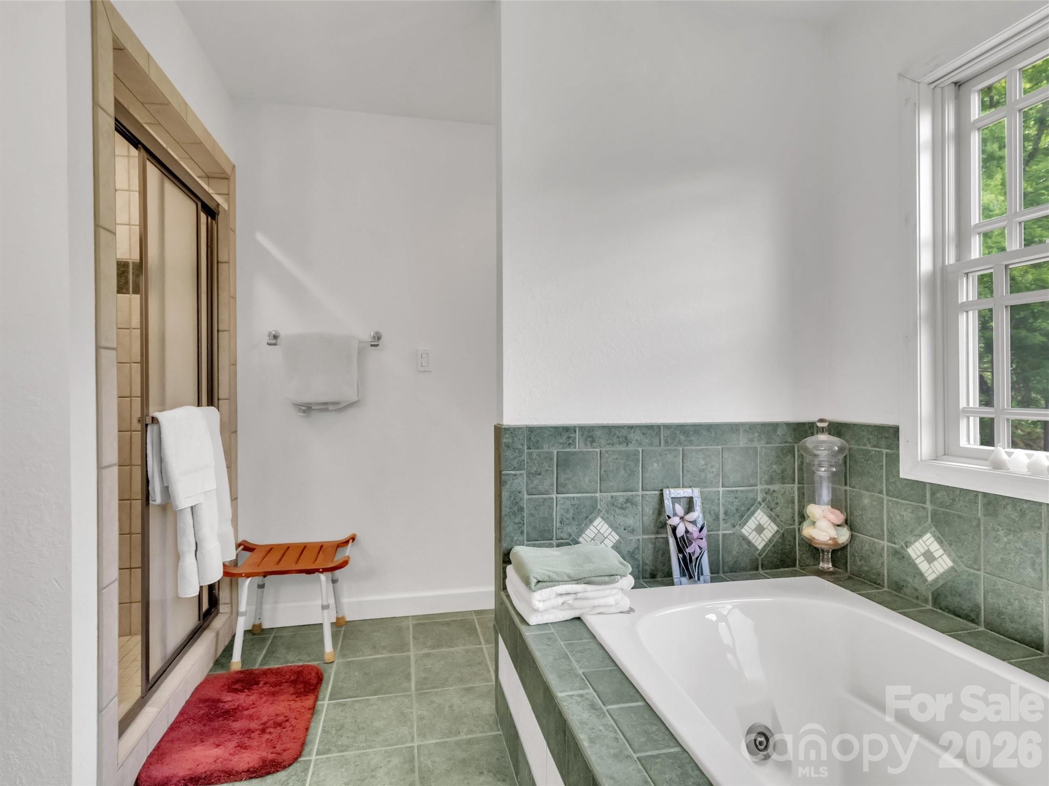 1592 Piney Hill Road Burnsville NC 28714