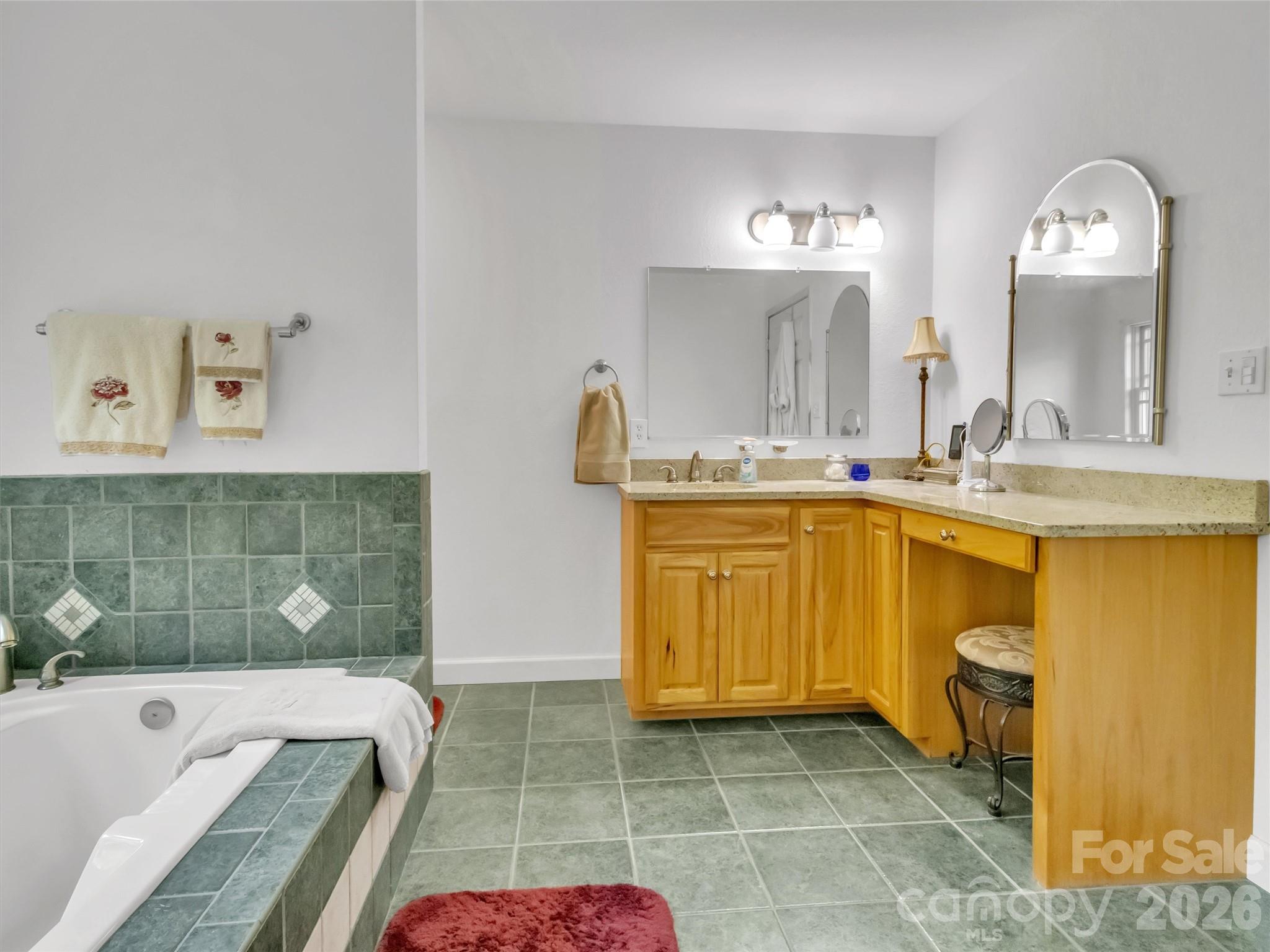 1592 Piney Hill Road Burnsville NC 28714
