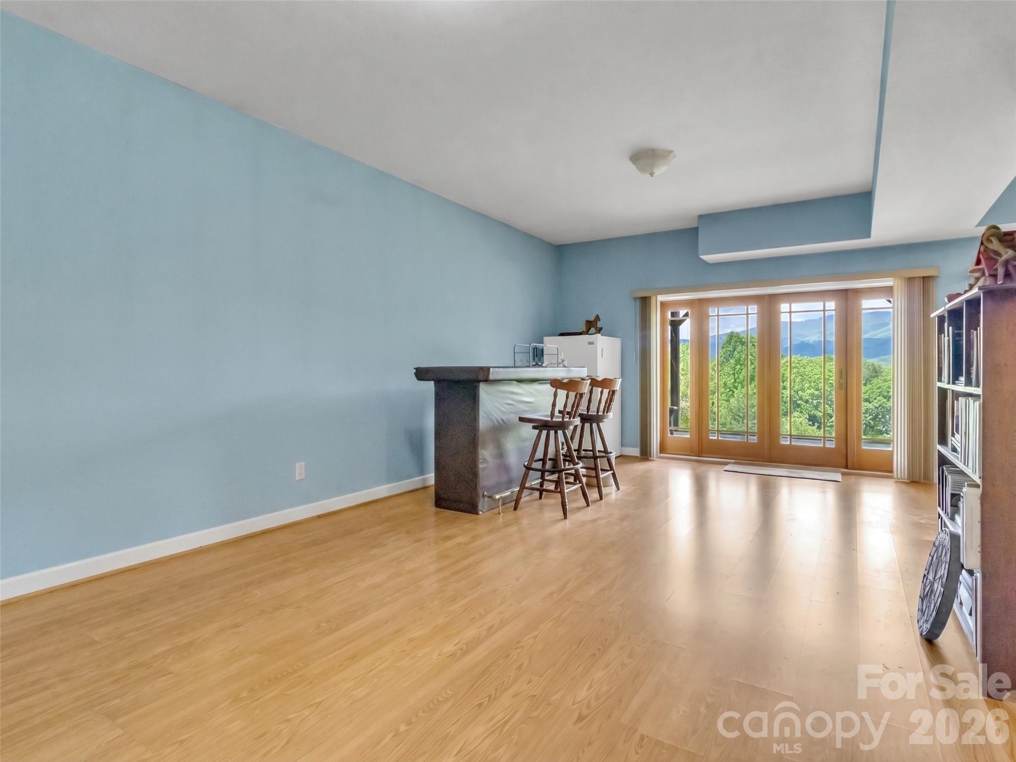 1592 Piney Hill Road Burnsville NC 28714