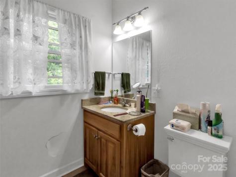 1592 Piney Hill Road Burnsville NC 28714