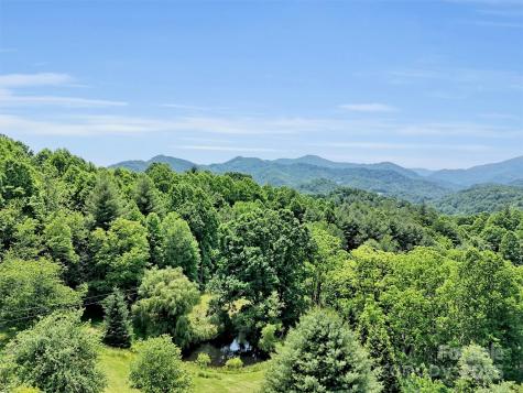 1592 Piney Hill Road Burnsville NC 28714