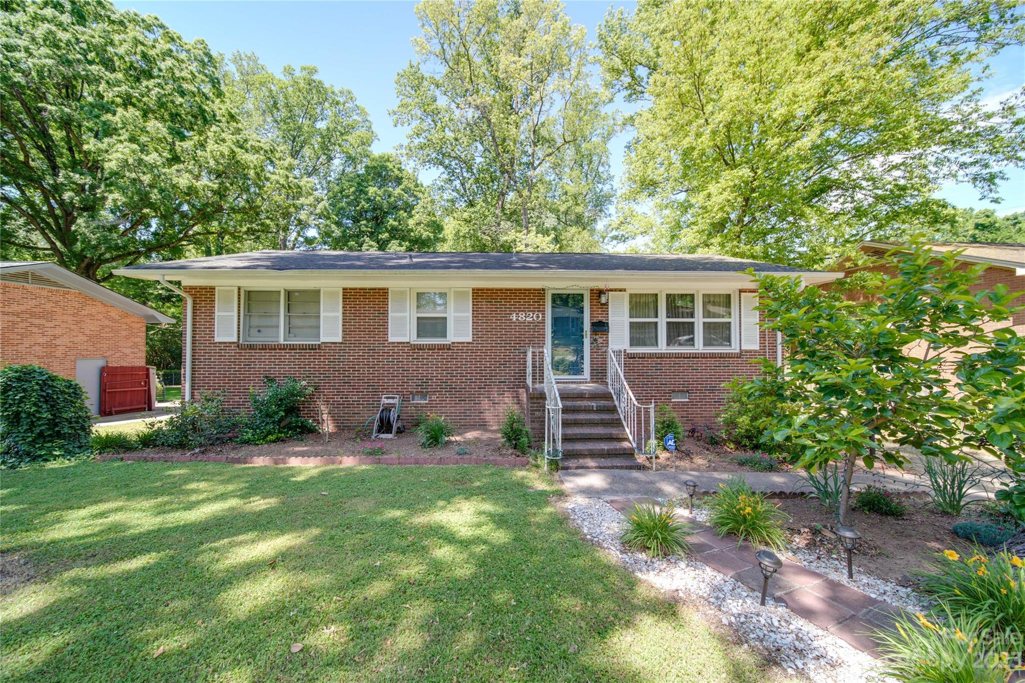 4820 Hidden Valley Road Charlotte NC 28213
