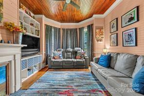 206 N Brook Street Wilkesboro NC 28697