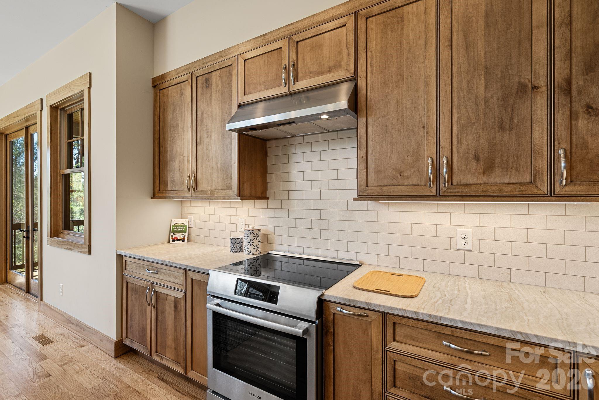 18 Majestic Oak Circle Asheville NC 28805
